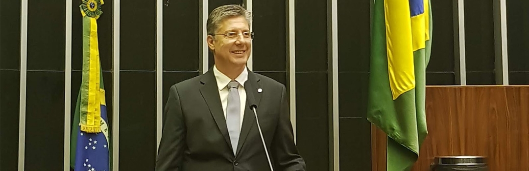 DEPUTADO GUIGA PEIXOTO RECEBE DIRETOR DA ANAUNI EM BRASÍLIA